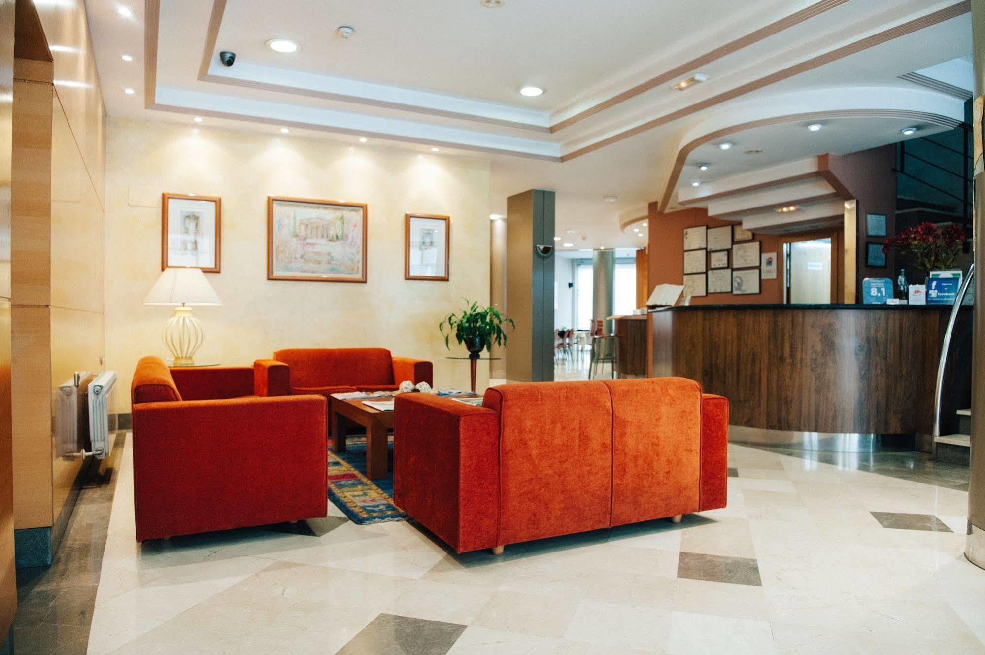 Hotel Carreno Oviedo Exterior photo
